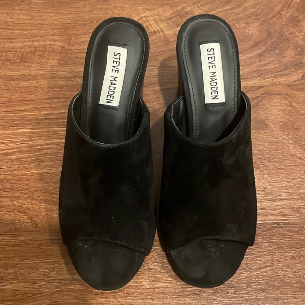 Steve Madden Black Chunky Heel